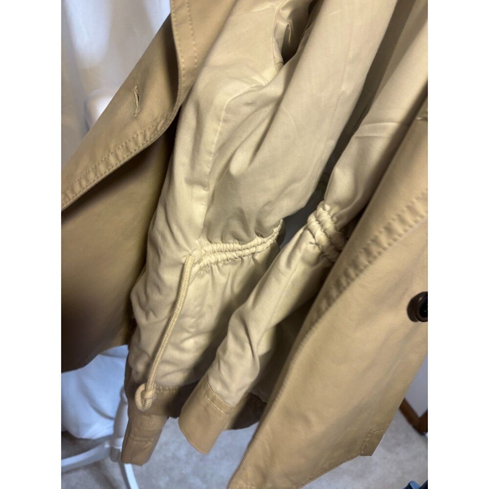 GAP Beige Button Up Nylon Short Trench Coat Womens Collared Jacket Stylish - Picture 8 of 8